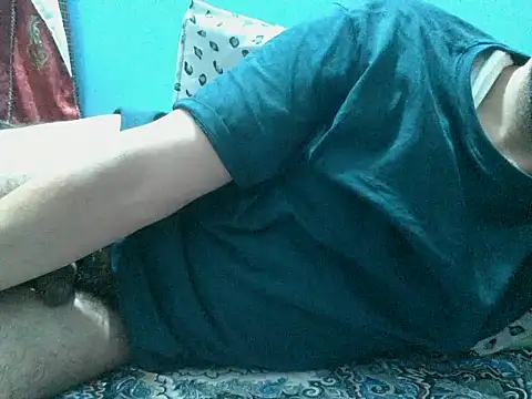 Precumboner: διαδικτυακό σόου στην κάμερα