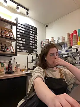 cinnabon_ Show in webcam