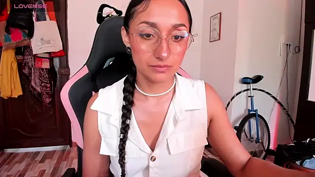 Živý XXX chat adrena_10