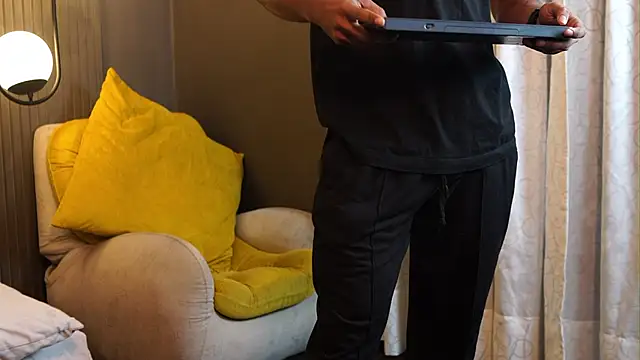 Reik_Vonn 라이브 XXX 채팅