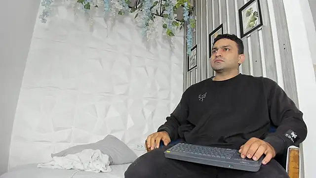 Chat +18 de LeonidasKaiser ao vivo