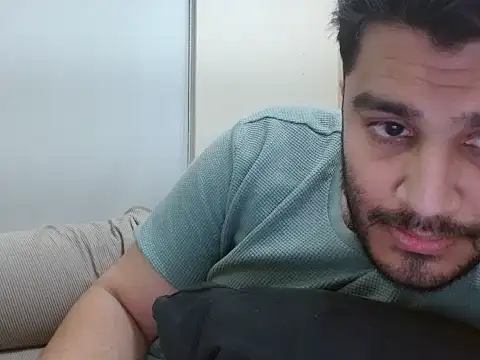 robintoit live XXX chat