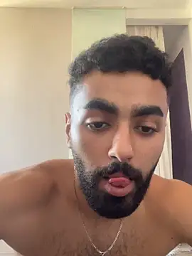 Arabic_male07 Adlı Modelin Web Kamerası Şovu