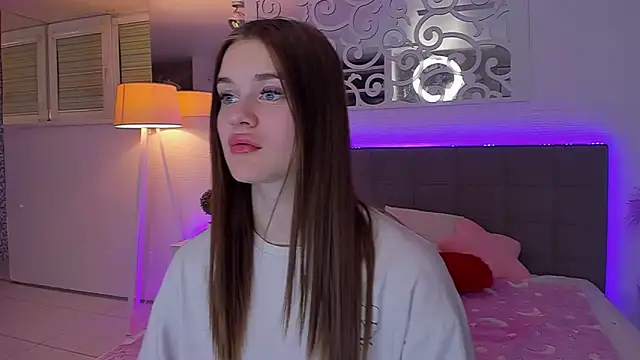 LuisaClover's Live XXX Chat