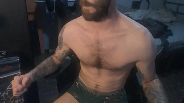 SexxxyLouis webkamerás műsora
