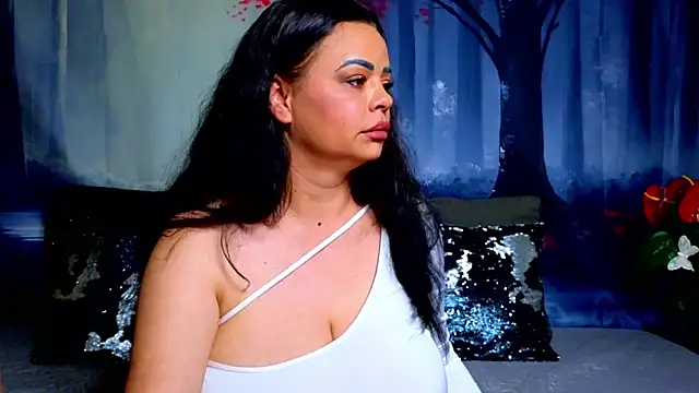 ElizabethEvenn Live XXX chat