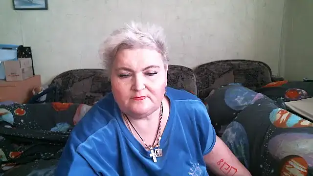 Lana555 Adlı Modelin Canlı XXX Sohbeti