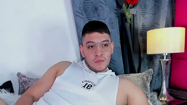 NicoHoffman Chat XXX in diretta