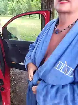 Pokazy przed kamerką – Hot-Muci