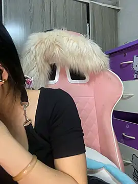 Chat XXX en directo de Ivy_Trix2