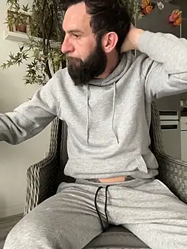 Michel_huge Webcam show