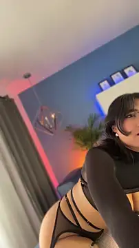 Chat XXX en directo de Liana_Fem_