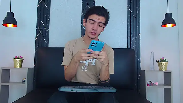 Feiccer_Castquer – Naživo XXX chat