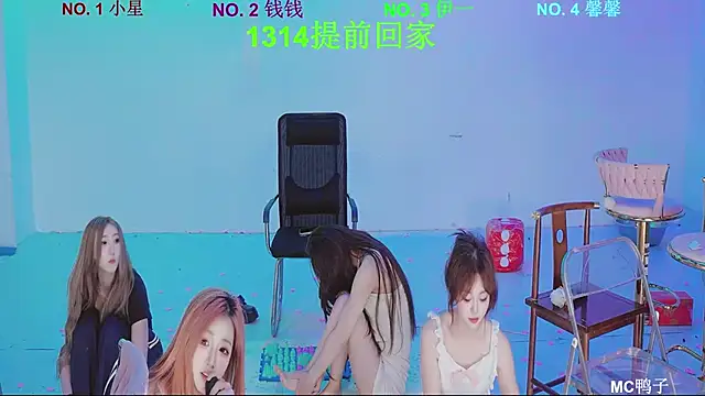 ZZ00033S 现场XXX聊天