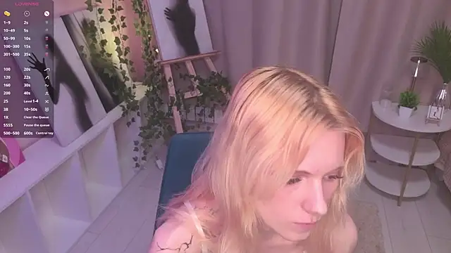 JuanaSummaのライブXXXチャット