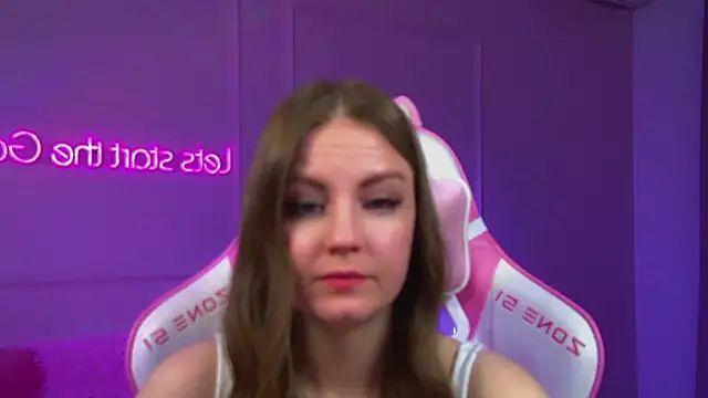 XXX chat uživo modela SofiaSarvain