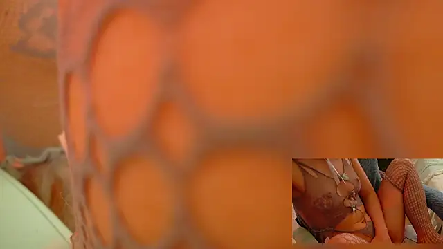 Chat XXX ao vivo de minakitsume