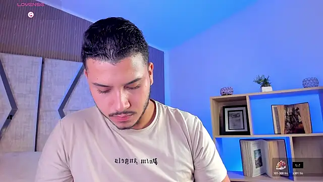 Chat XXX en directo de Axel_grey_