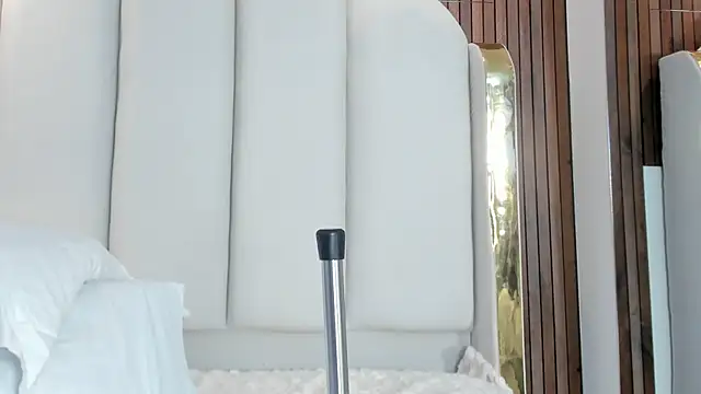 Emily_Harpeer webkamerás műsora
