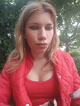 EvyLure's Live XXX Chat