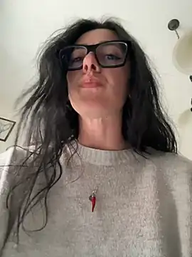 alibi_room Chat XXX in diretta