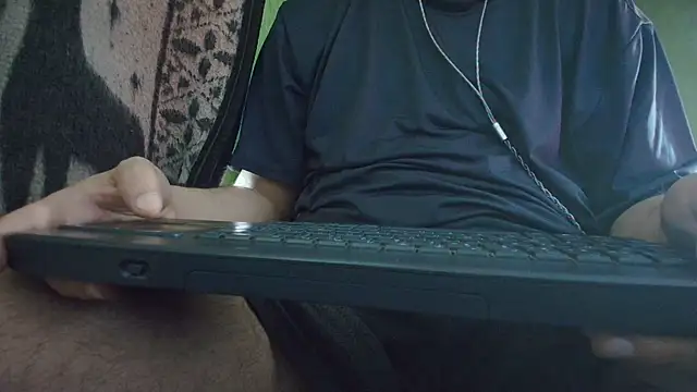 sweet_cock28 Show in webcam