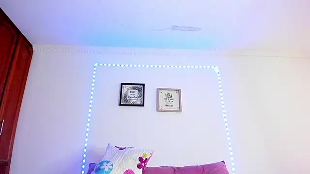 Živý XXX chat selena_jhonson