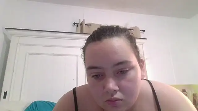 lindakay2 élő XXX-chatje