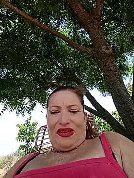 Sexy-Woman-Mature's Live XXX Chat