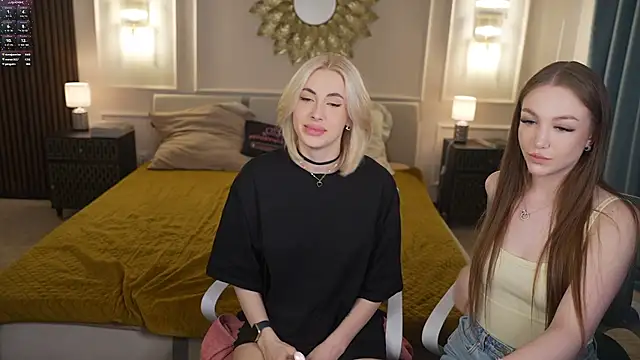 Kara_cat webcam show
