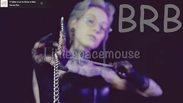 Littlespacemouse 现场XXX聊天