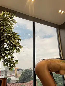 แชท XXX สดของ LizStorm_