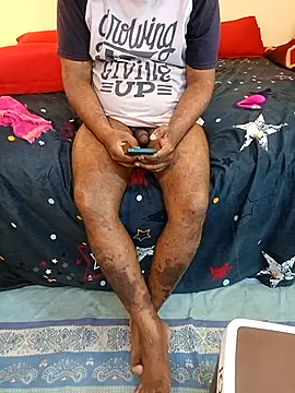 INDIANDESIMATURE Adlı Modelin Canlı XXX Sohbeti