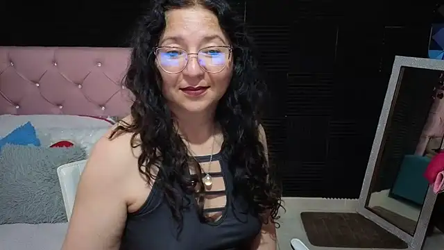 katifoxx Chat XXX in diretta