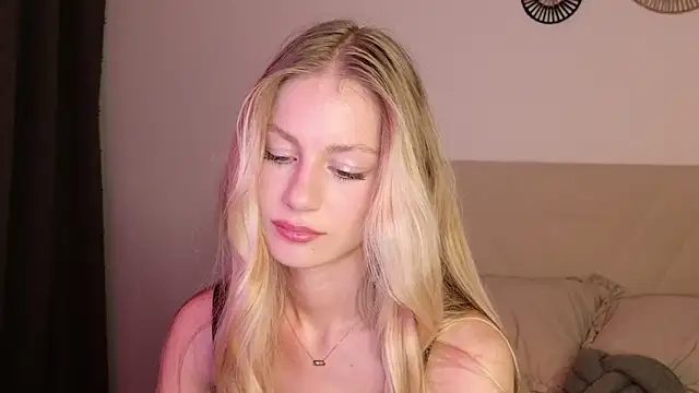 GabriellaOlsen Adlı Modelin Canlı XXX Sohbeti