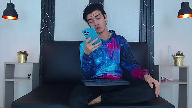 Вебкам-шоу Feiccer_Castquer