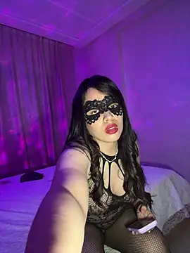 SpicyArabXx: онлайн-секс-чат
