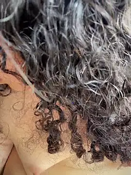 CurlyMilf_Vannexxxa 라이브 XXX 채팅