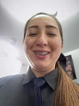 suzy-111's Webcam Show