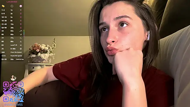 Czat XXX na żywo – DarlineBrustera