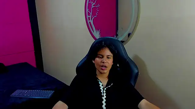 VioletFaith – Naživo XXX chat