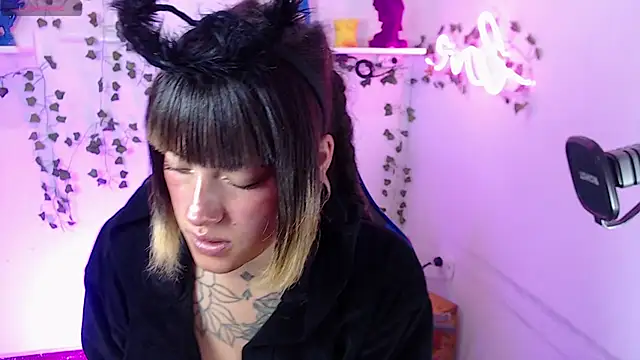 _sharlotte777 – Live XXX-chat