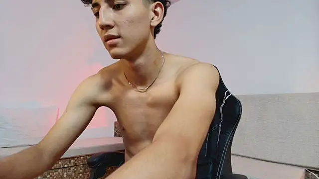 Valentino_Rey Live XXX Chat