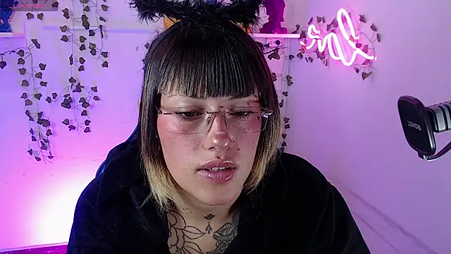 _sharlotte777 Live XXX-Chat