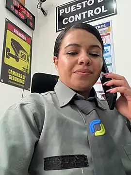 Ariana-07 Webcam-Show