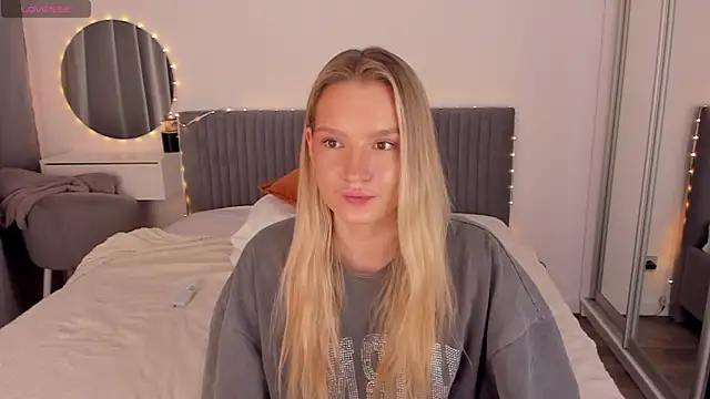 CassieRayss' Live XXX Chat