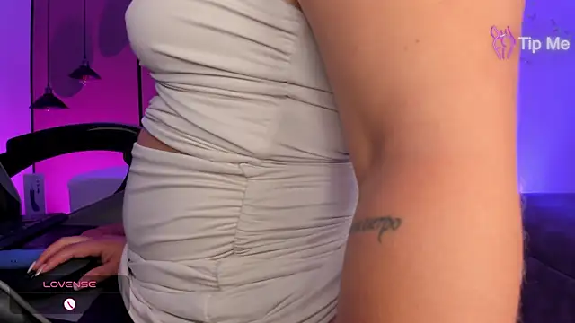 Chat XXX en directo de lilly_ass_