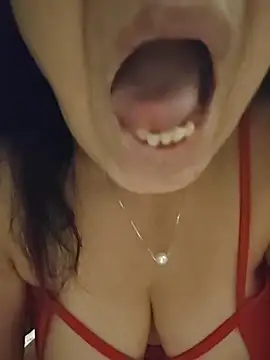 Вебкам-шоу NakedMILFx