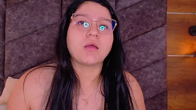 Živý XXX chat AmatistaSky__