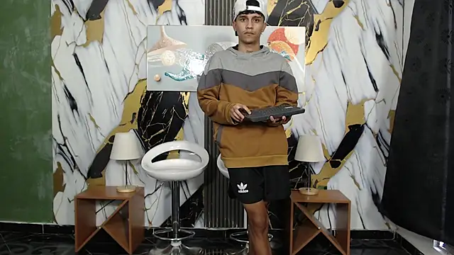 SEXY_BIG_COCK Adlı Modelin Web Kamerası Şovu
